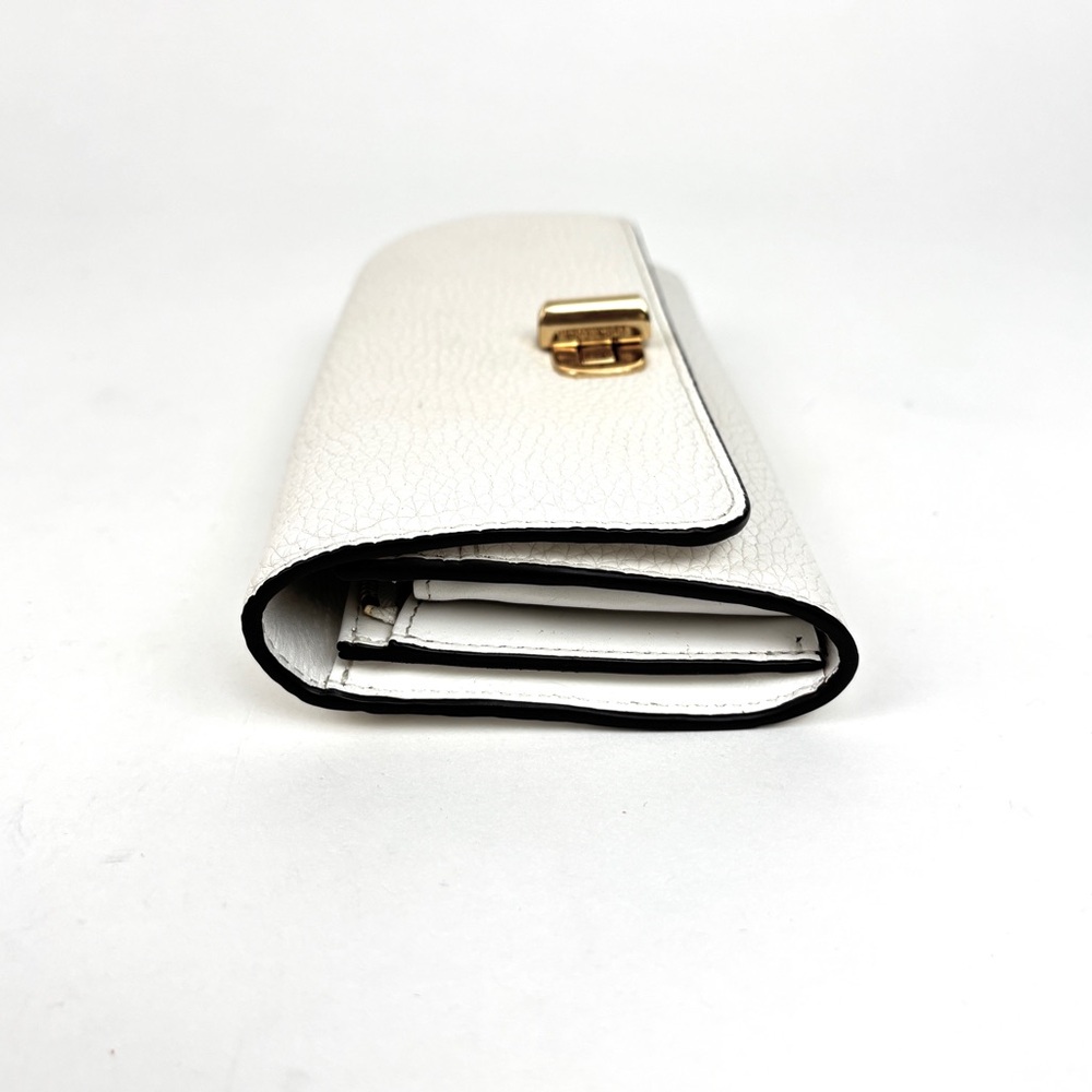 Michael Kors Sullivan White Pebble Leather Turnlock Carry All Wallet NWOT - Picture 5 of 15